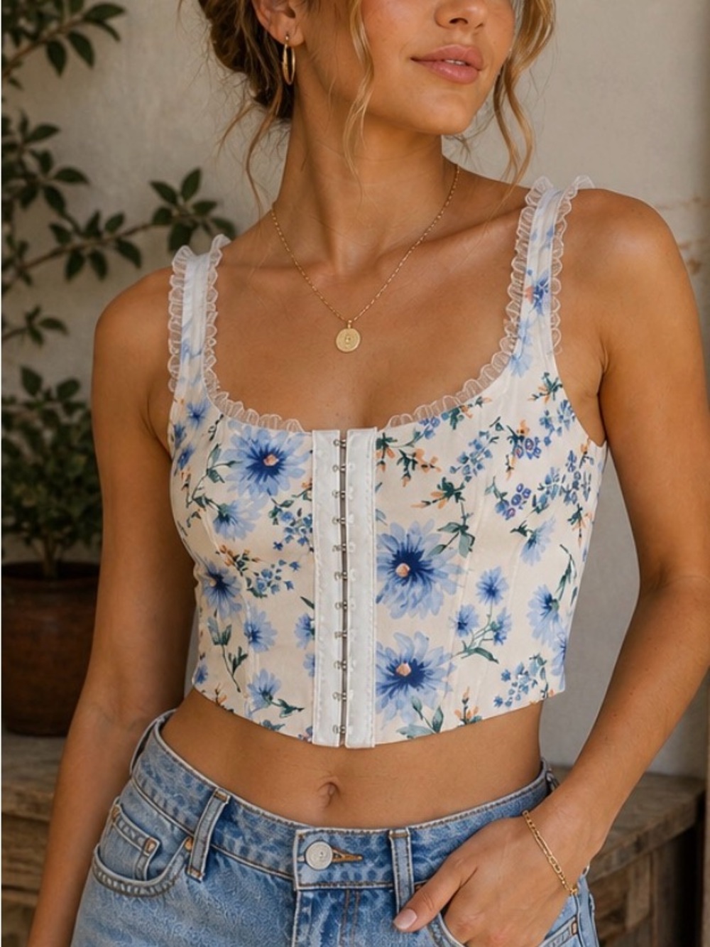 Altar’d State Floral Corset Top Xs Blue White Cream Lace Bustier Cottagecore